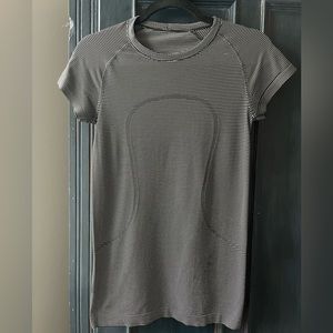 Lululemon swiftly tech t shirt